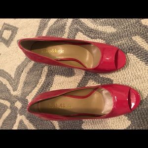 Kelly & katie (DSW) hot pink heels
